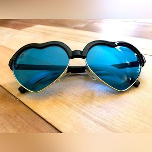 Rainbow Optx blue heart glasses